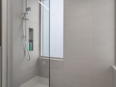 803 / 19 Ogilvie Road, Mount Pleasant