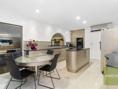 101 Marabou Drive, Annandale