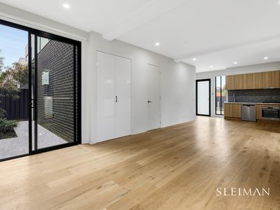 1 / 53 Surrey Drive, Keilor East