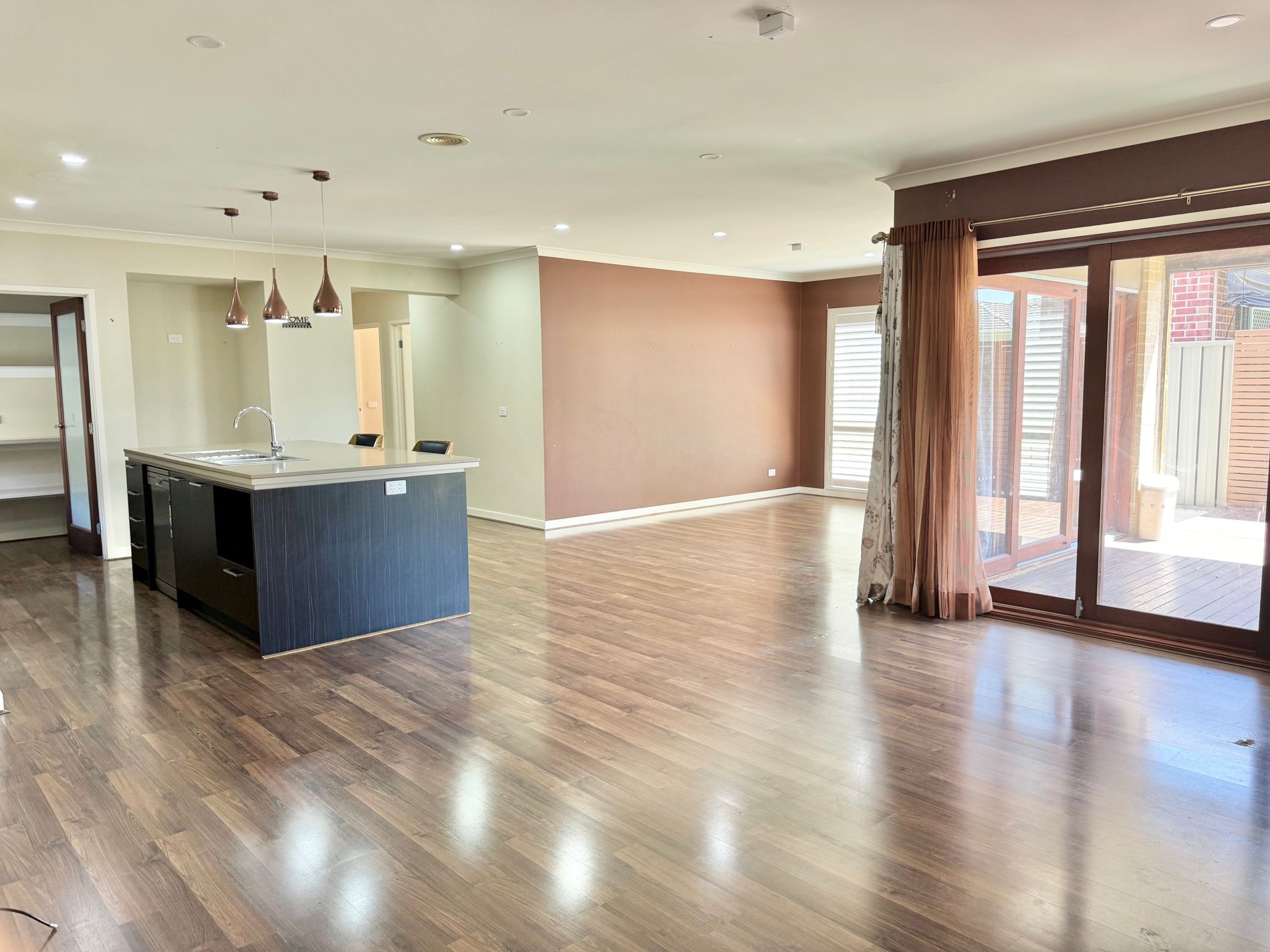 17 Lancewood Road, Manor Lakes