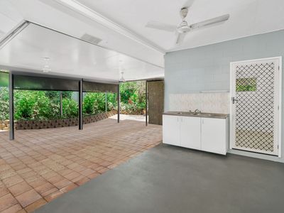 25 Rennel Close, Mount Sheridan