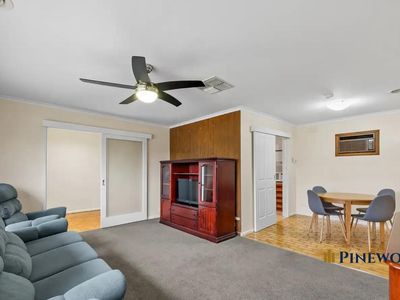 12 Savannah Crescent, Epping
