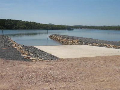 14 Slaughter Yard Road, Cooktown