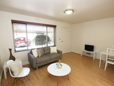 6/5 Station Street, Mentone