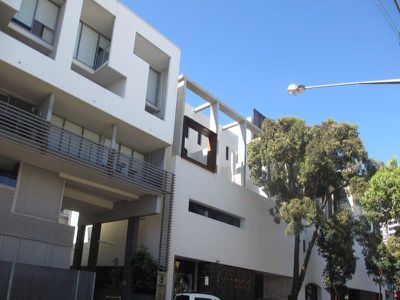 206 / 18 Danks Street, Waterloo