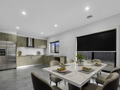109 Holyoake Parade, Manor Lakes