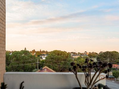 43 / 16 Leeder Street, Glendalough