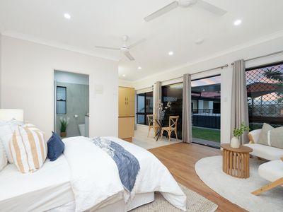 1 Saint Helens Drive, Mount Louisa