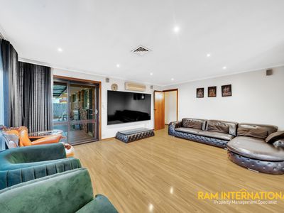 12 Minogue Crescent, Hoppers Crossing