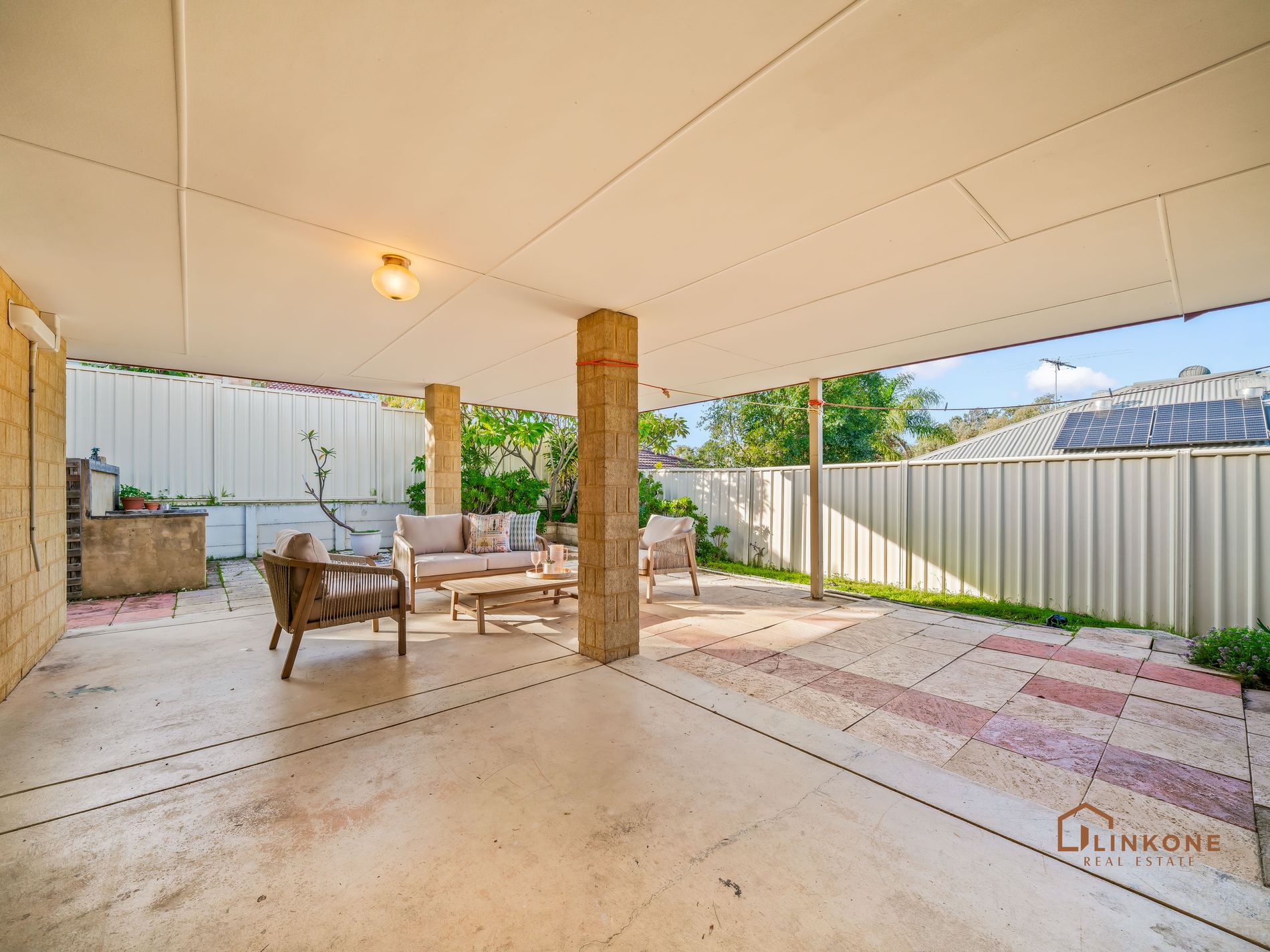2 / 94 Hobbs Avenue, Como