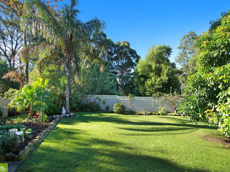 2 Normandie Place, Unanderra