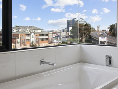 4 / 13 York Street, Geelong