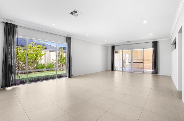 18 Camrose Pkwy, Baldivis