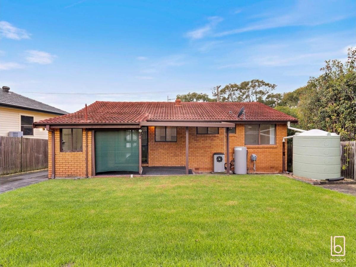 6 Woolana Avenue, Budgewoi