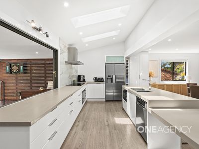 14 Telopea Place, Cordeaux Heights