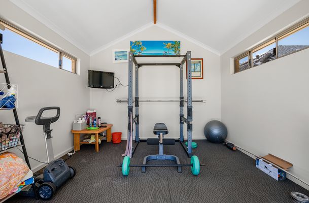 43 Holloways Ridge, Secret Harbour