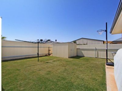 16 Vitali Crescent, Somerville