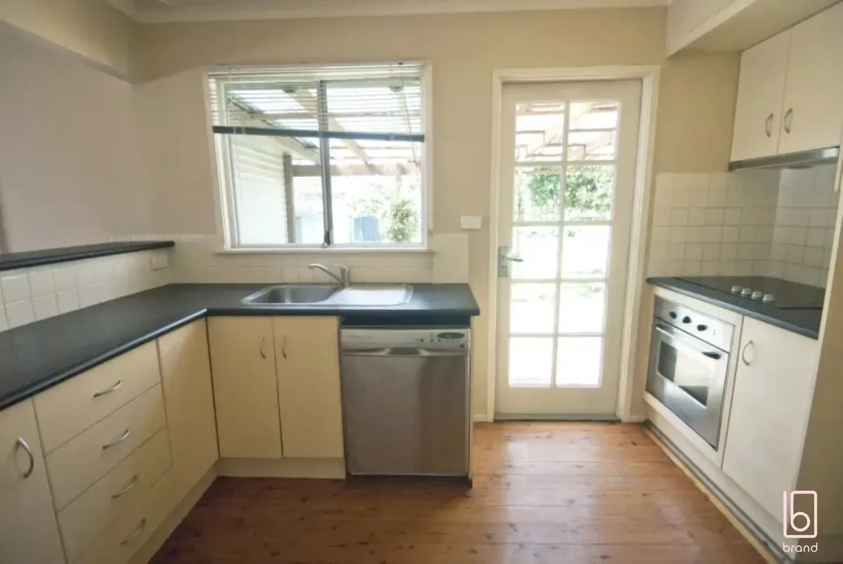 127 Manoa Road, Halekulani