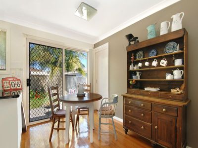 2 / 21 Deakin Street, Oak Flats