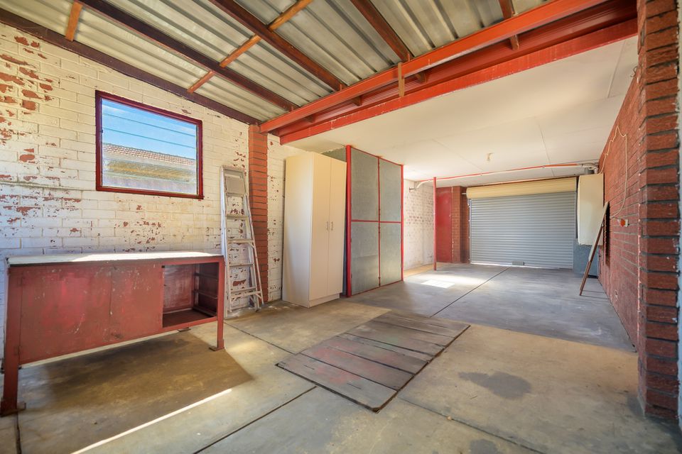 12 Adamson Rd, Parmelia