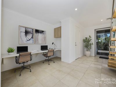 1 / 12 Loder Way, South Guildford