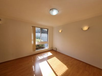 2 / 74 Mary Street, Como