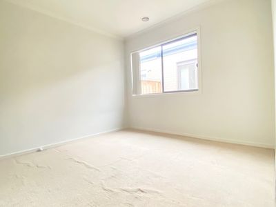 5 Bondi Parade, Point Cook