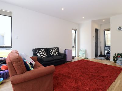 2 Korokio Lane, Henderson