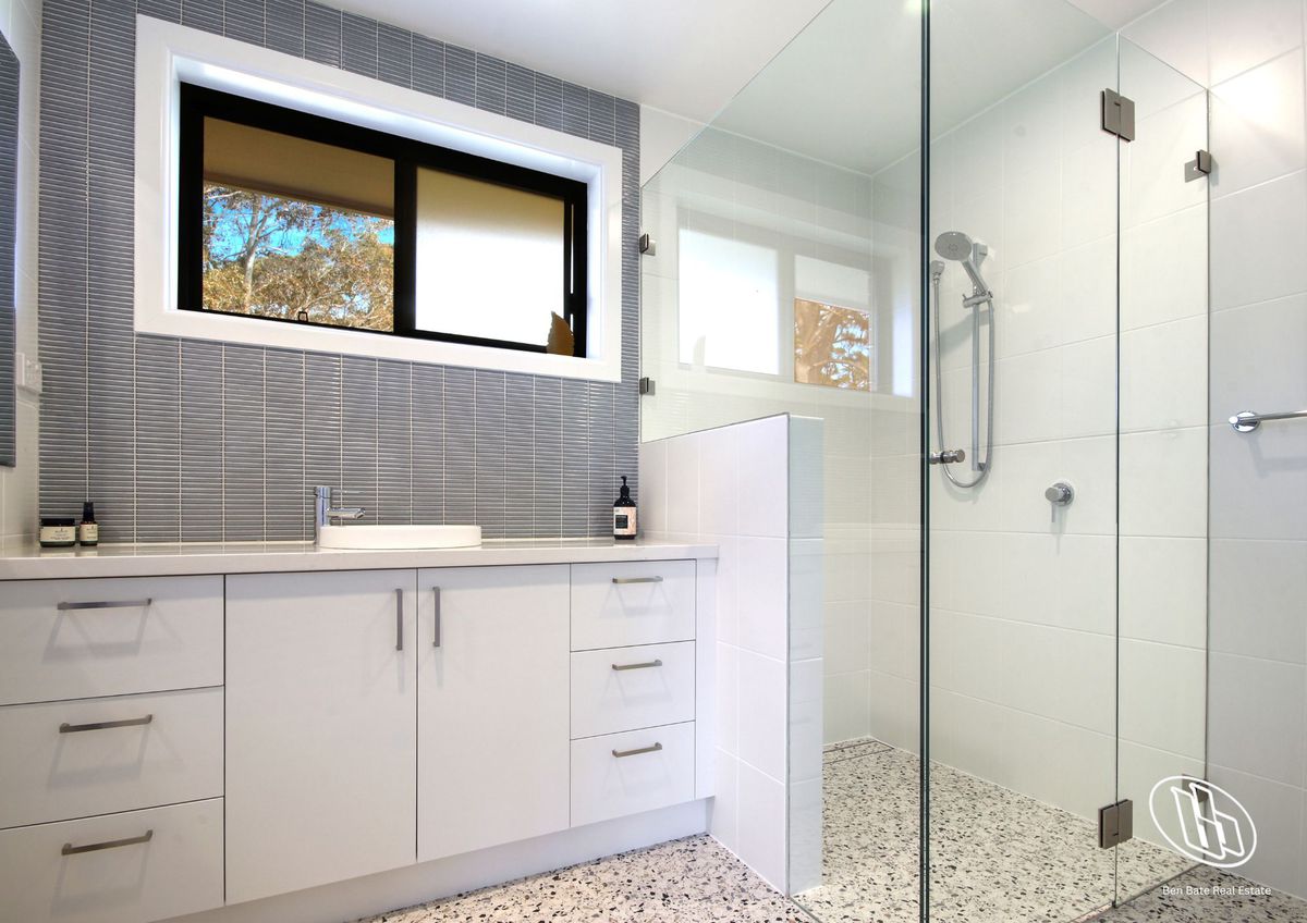 11 Old Highway, Narooma