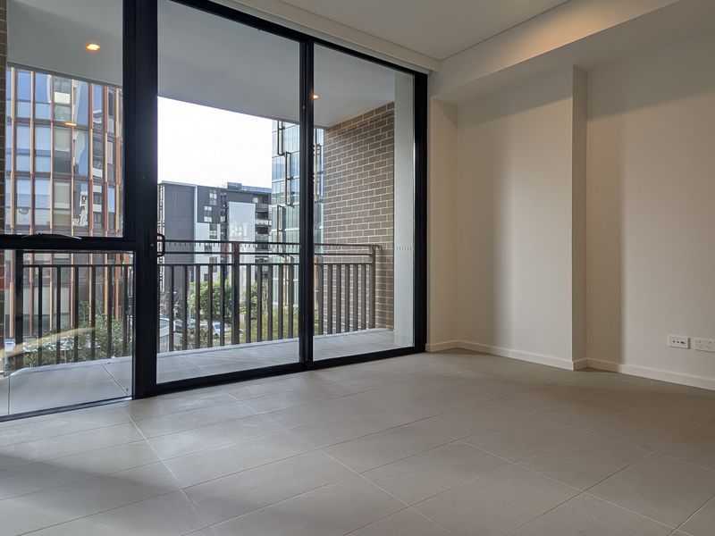 A304 / 661 Victoria Road, Melrose Park