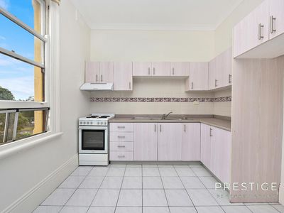 10 / 30 Forest  Road, Arncliffe