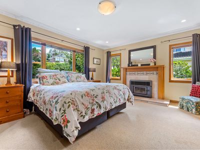 446 Riddell Road, Glendowie