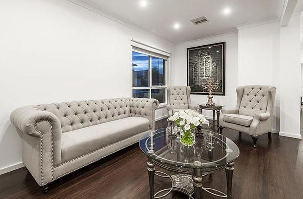 1 Battista Grove, Greenvale