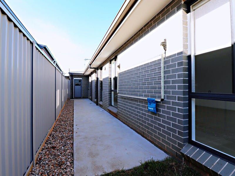 30 Percy Street, Gregory Hills
