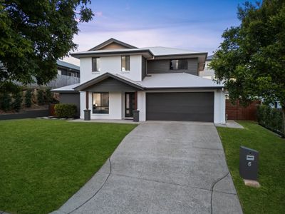 6 Lachlan Drive, Wakerley