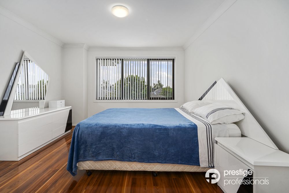 4 Bartholomew Circuit, Moorebank