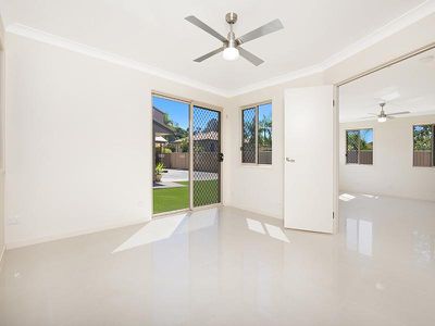 5 Simon Street, Underwood