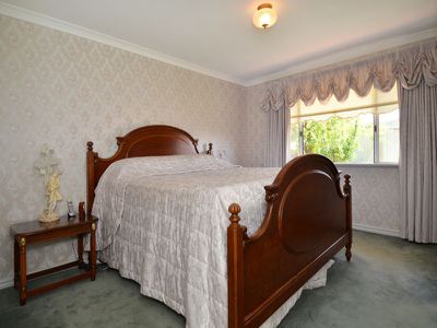 27 Osmetti Drive, Somerville