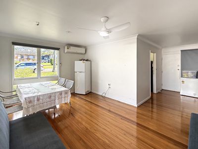 9 Moon Street, Wingham
