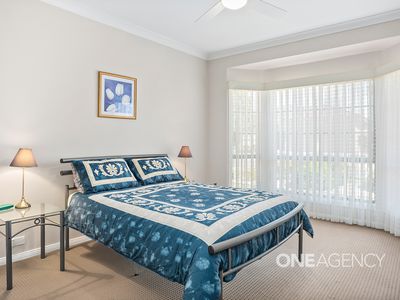 12 Longley Grove, Kanahooka