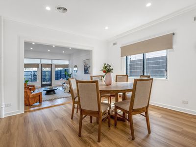 10 Warren Road, Mordialloc