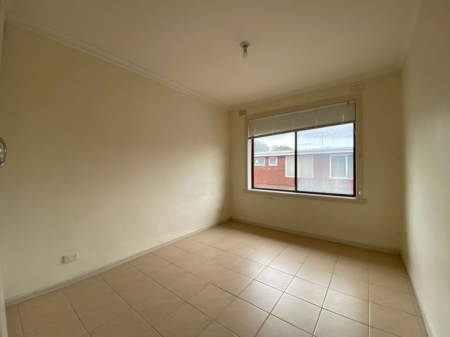 4 / 26 Eldridge Street, Footscray