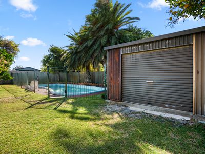 6 Ocean Place, Waikiki