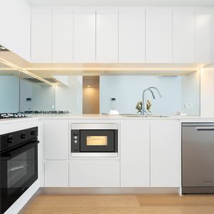 1103 / 36 Kitchener Parade