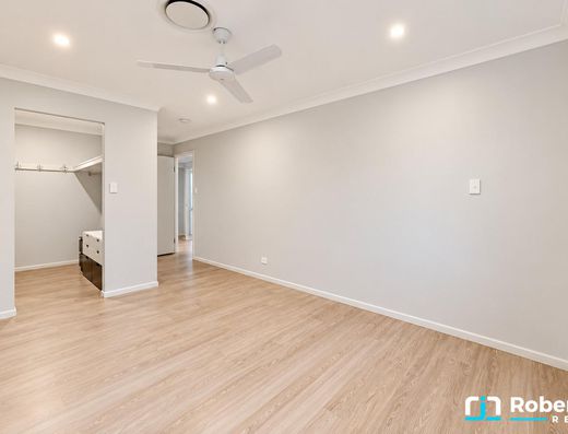 Versatile Family Living in Old Tewantin with only One Neighbour image 19