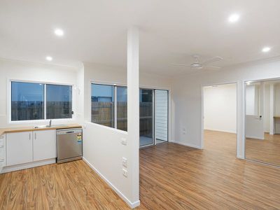 4 Bambarra Street, Southport