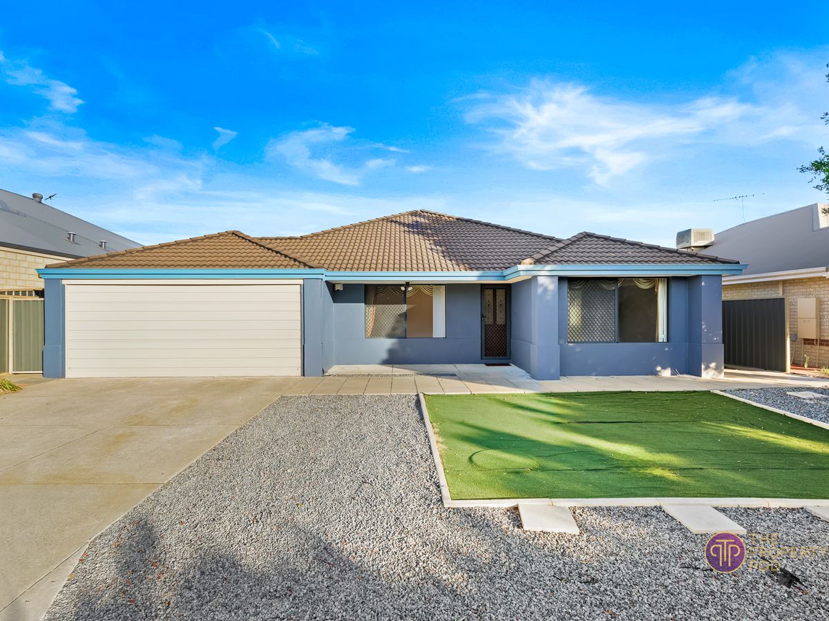 42 Woodside Loop, Beckenham