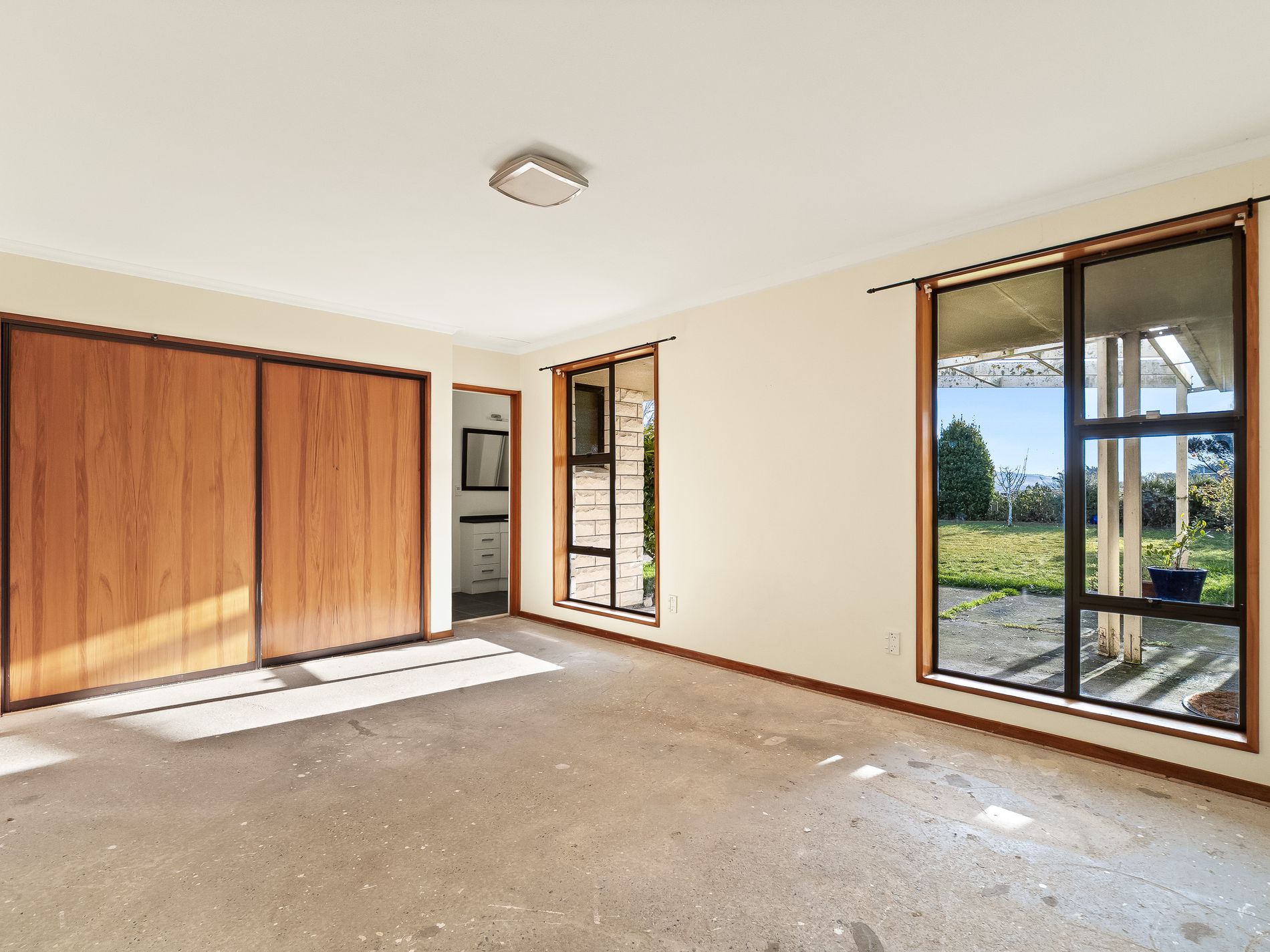 22 Halkirk Street, Karitane