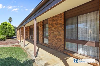 6 Lawson Place, Tamworth