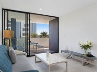 810B / 8 Hunt Street, Hamilton